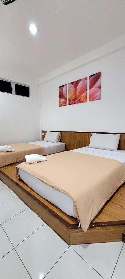 קוטה קינבלו Api-Api Guesthouse מראה חיצוני תמונה