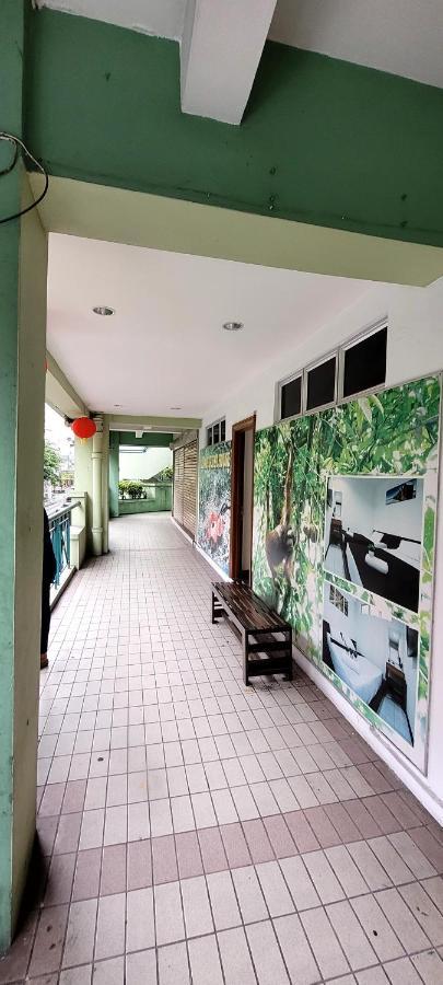 קוטה קינבלו Api-Api Guesthouse מראה חיצוני תמונה
